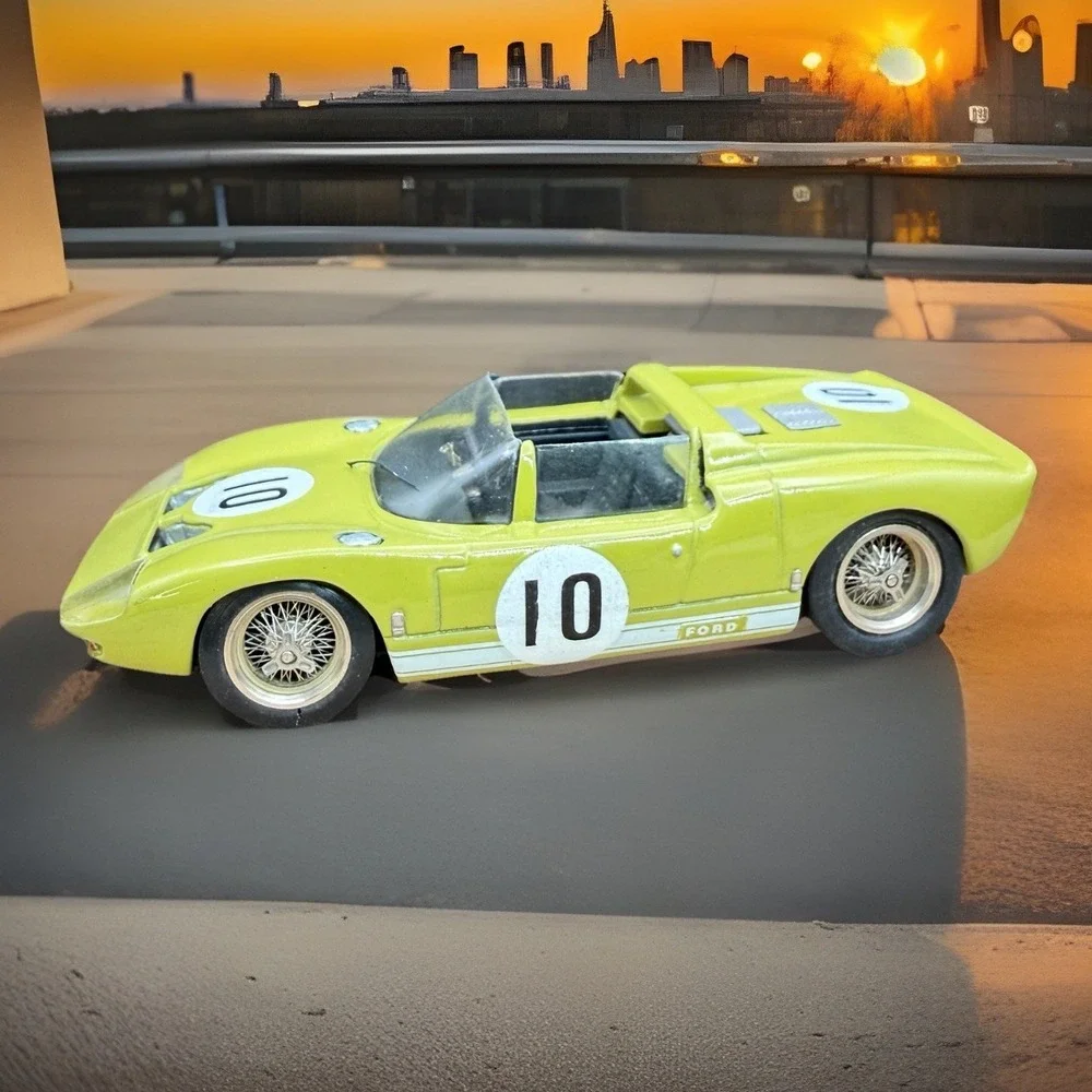 Tenariv Ford GT Spyder Le Mans 1965 Robb Brown Built Resin Model Car 1:43 Green